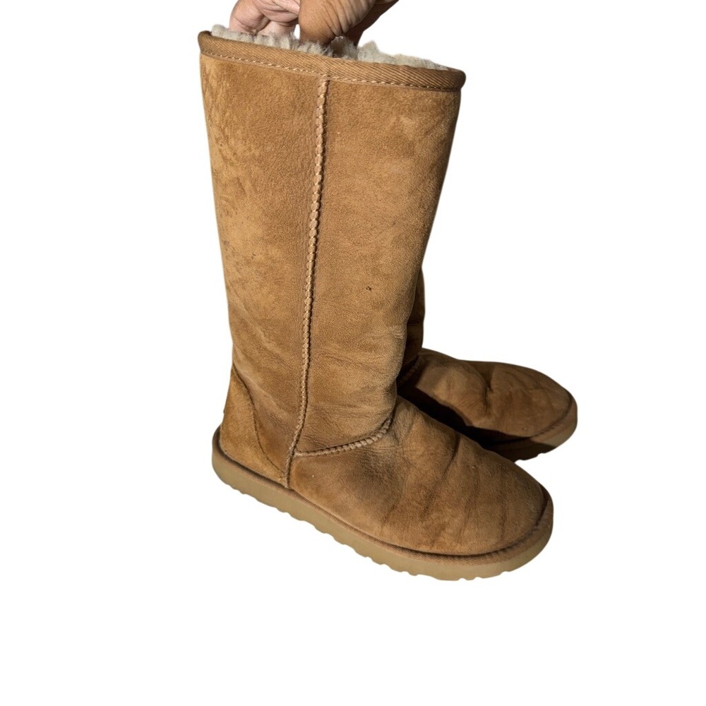 UGG Australia Classic Tall 5815 Womens 7 Chestnut Suede Sheepskin Boots